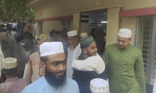 আজ খুশির ঈদ