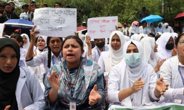 ৬ দফা আদায়ে সারা দেশে পলিটেকনিক ইনস্টিটিউটে শাটডাউন