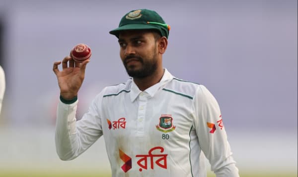 আইসিসি র‍্যাঙ্কিংয়ে চার ধাপ এগিয়ে গেলেন মিরাজ