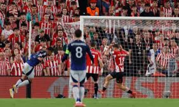 Europa league Semi-final: Manchester United defeat Bilbao 3–0