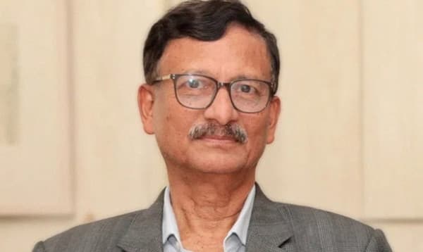 পররাষ্ট্র উপদেষ্টার সাথে পাকিস্তানের উপপ্রধানমন্ত্রীর ফোনালাপ