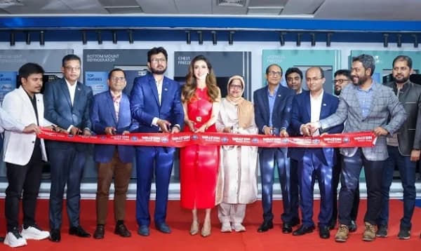 ওয়ালটনের এআই, আইওটিসহ অত্যাধুনিক ফিচার সমৃদ্ধ নতুন মডেলের স্মার্ট ফ্রিজ উন্মোচন