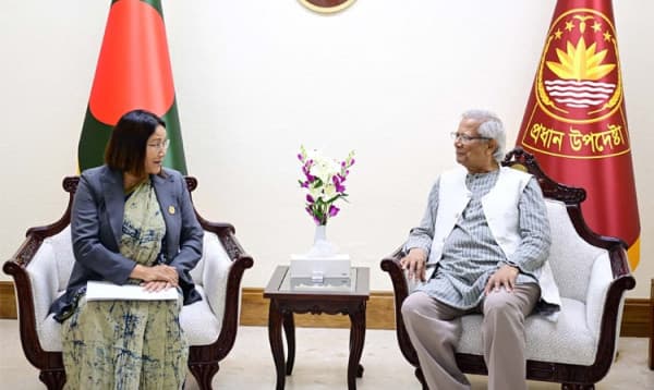 আঞ্চলিক অর্থনৈতিক সংহতি এবং নেপালের সঙ্গে জলবিদ্যুৎ সহযোগিতার আহ্বান প্রধান উপদেষ্টার