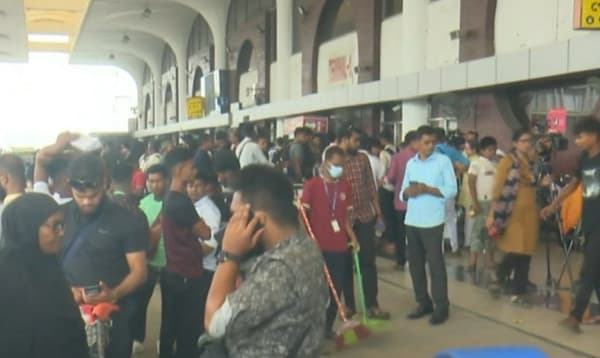 একবছর ধরে ধুঁকছেন মালয়েশিয়া যেতে না পারা ১৮ হাজার কর্মী