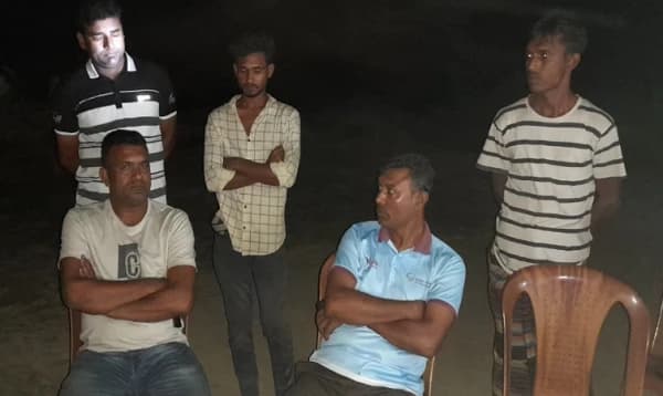 পুকুর খননকারীর কাছে চাঁদা চাইতে গিয়ে গণপিটুনির শিকার যুবদল-কৃষক দলের ৩ নেতা