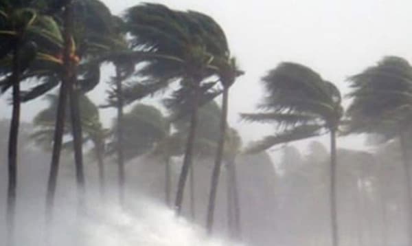 রাত ১টার মধ্যে ৭ অঞ্চলে সর্বোচ্চ ৬০ কিলোমিটার বেগে ঝড়ের শঙ্কা