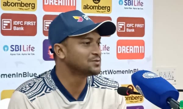 পিএসএল দিয়েই ৬ মাস পর ক্রিকেটে ফিরছেন সাবেক বিশ্বসেরা অলরাউন্ডার