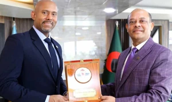 কানাডা বাংলাদেশের বিমান পরিবহন খাতে বিনিয়োগ করতে আগ্রহী