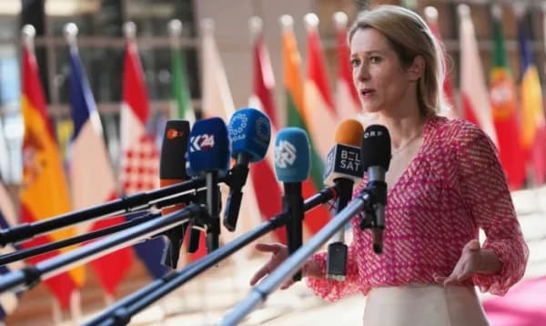 EU & UK pile pressure on Russia with parallel sanctions