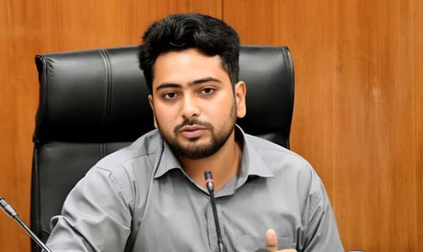 নির্বাচন কমিশন জনগণের আস্থা হারিয়েছে: নাহিদ ইসলাম