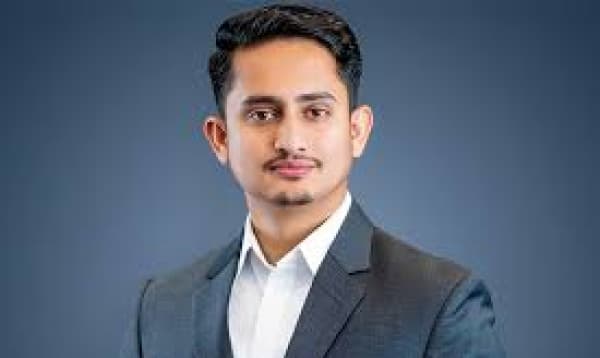 Sarjis served legal notice over face book post on HC ruling
