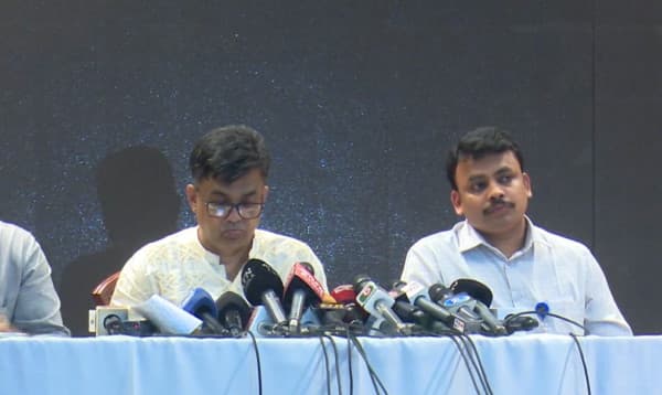 'কক্সবাজার এয়ারপোর্টকে ইন্টারন্যাশনাল এয়ারপোর্টে পরিণত করা হবে'