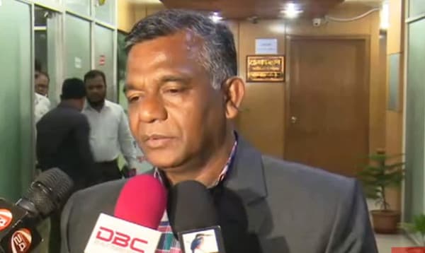 দায়িত্ব নিয়ে প্রথমবার ক্রীড়া উপদেষ্টার সাথে দেখা করলেন বুলবুল