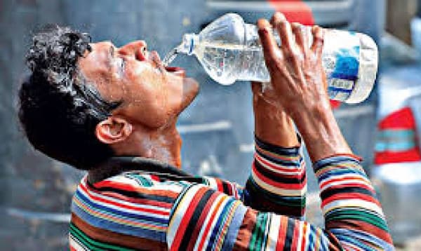 Moderate to mild heat wave blowing across the country