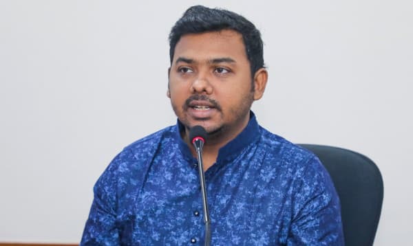 নৈতিক স্খলনের অভিযোগ: সারোয়ার তুষারকে সাংগঠনিক কার্যক্রম থেকে বিরত থাকার নির্দেশ