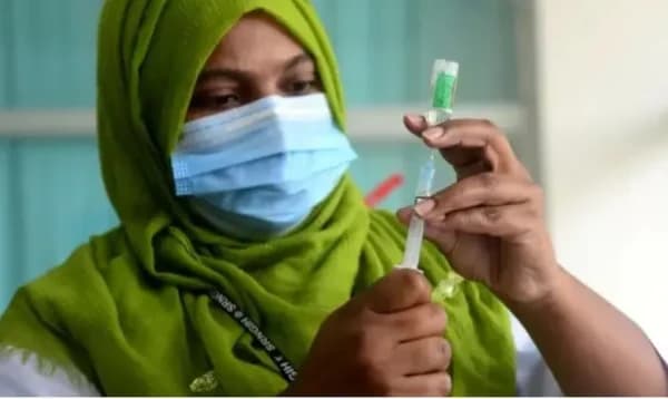 সরকারের কাছে এখনও ৩২ লাখ করোনা টিকা মজুত আছে