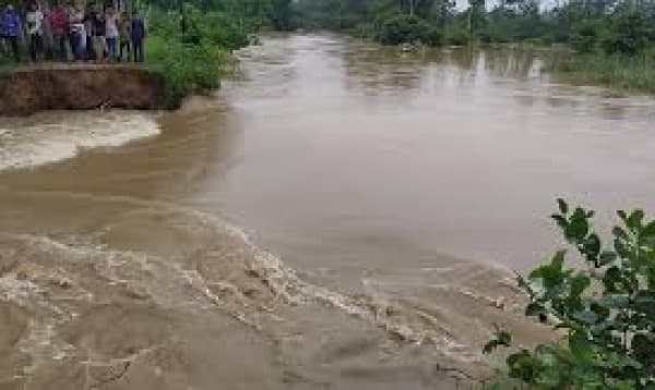 Feni-Flood: Incessant rain & hilly water inundated four villages