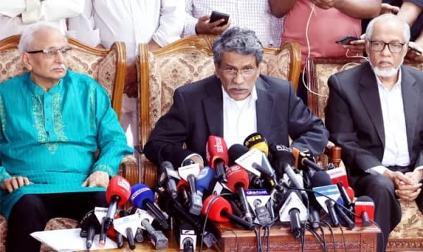 জাতীয় ঐকমত্য কমিশনের বৈঠক: সংবিধানের মূলনীতি নিয়ে মতনৈক্য