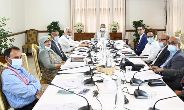 দেশের সকল সরকারি প্রতিষ্ঠানের ভবনের ছাদে সোলার প্যানেল বসানোর নির্দেশ