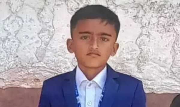 টিকটক করা নিয়ে দ্বন্দ্ব: বড়াইগ্রামে শিশুর হাতে খুন আরেক শিশু, অভিযুক্ত আটক