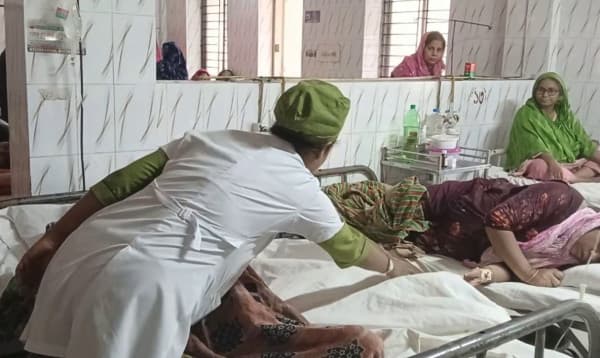 ঝালকাঠিতে শিশুসহ পরিবারের ছয়জনকে খাবারে ঘুমের ওষুধ খাইয়ে সর্বস্ব লুট