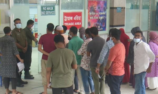 জ্বরসহ নানা উপসর্গ নিয়ে ভিড় বাড়ছে হাসপাতালে