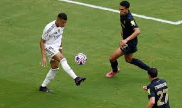 Madrid edge Juventus 1–0 to reach quarters