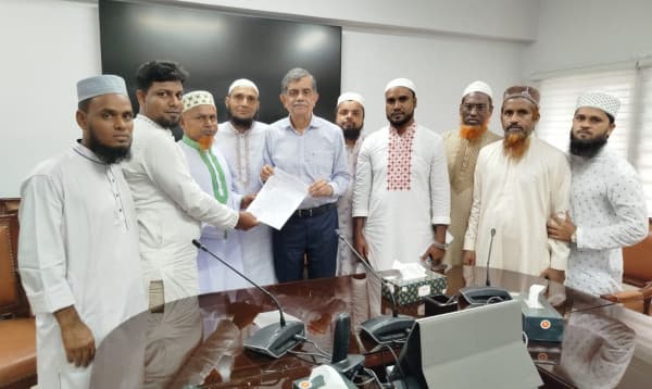 দেশের সব স্বতন্ত্র ইবতেদায়ী মাদ্রাসা এমপিও'র জন্য আবেদন করতে পারবে: শিক্ষা উপদেষ্টা