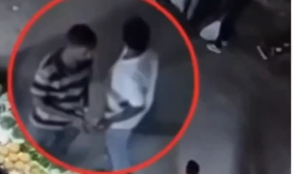 কুয়েতে বাংলাদেশি চাঁদাবাজ গ্রেপ্তার, চক্রের সন্ধানে গোয়েন্দারা