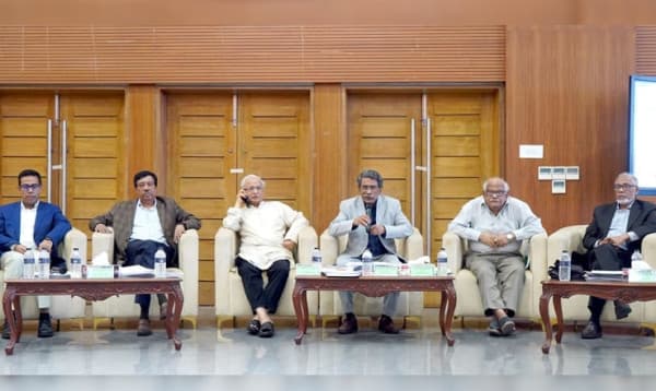 বিচার বিভাগের বিকেন্দ্রীকরণসহ তিনটি এজেন্ডা নিয়ে আলোচনায় ঐকমত্য কমিশন