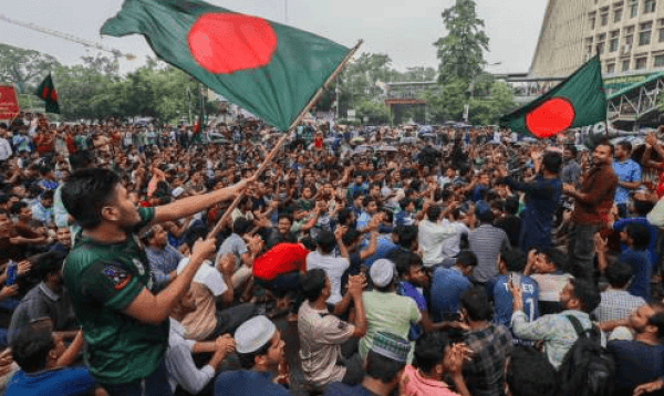 সারা দেশে ছাত্র ধর্মঘটের ডাক, উত্তাল সব বিশ্ববিদ্যালয়