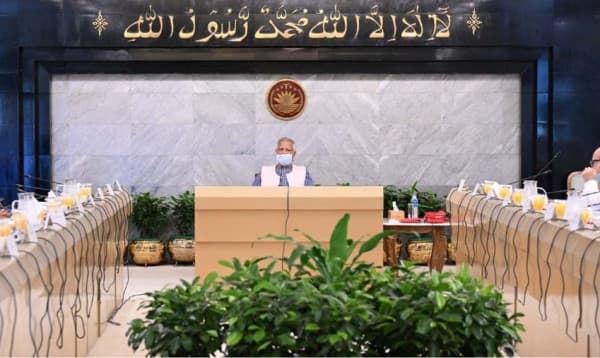 সরকারি চাকরি অধ্যাদেশের দ্বিতীয় সংশোধনের অনুমোদন দিয়েছে উপদেষ্টা পরিষদ