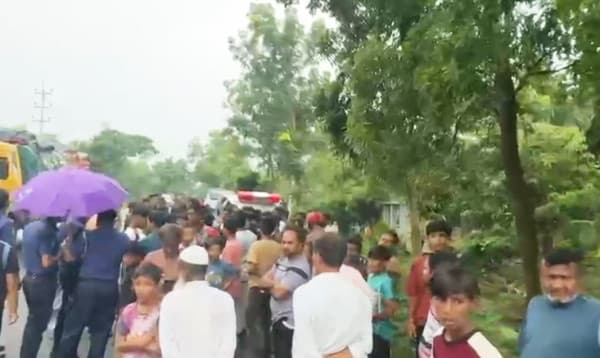 প্রবাসী ভাইয়ের মরদেহ আনার পথে প্রাণ হারালেন আরও দুই ভাই