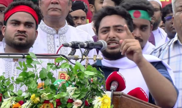 ৫ আগস্টের মধ্যে ‘জুলাই সনদ’ না দিলে রাজপথে নামার হুঁশিয়ারি এনসিপির