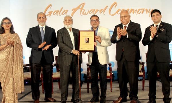 গ্যালাক্সি বাংলাদেশের চেয়ারম্যান তৌফিক উদ্দিনের ‘লাইফটাইম অ্যাচিভমেন্ট অ্যাওয়ার্ড’ অর্জন