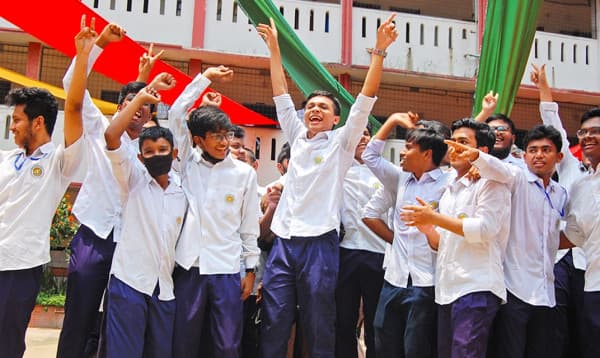 এসএসসি ও সমমান পরীক্ষার ফল প্রকাশ