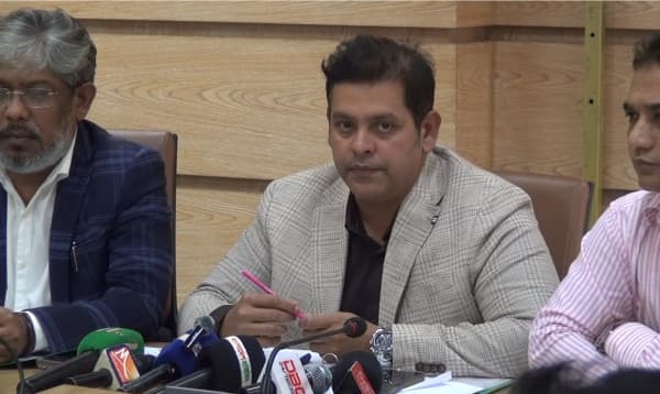 আমেরিকার শুল্ক আরোপে দিশেহারা নারায়ণগঞ্জের গার্মেন্টস ব্যবসায়ীরা