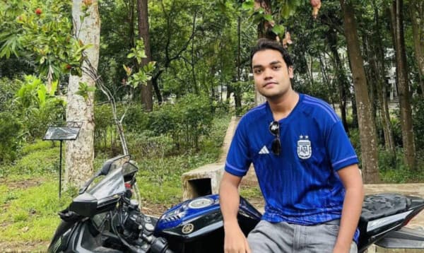 সাগরে গোসলে নেমে নিখোঁজ চবি শিক্ষার্থীর ৩ দিনেও সন্ধান মেলেনি