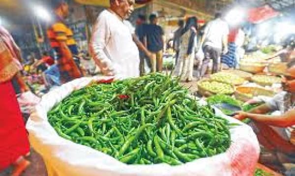Dhaka kitchen Market: Green chilies too hot to handle