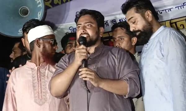 চাঁদাবাজ-সন্ত্রাসীদের বিরুদ্ধে রাজপথে নামার আহ্বান এনসিপির