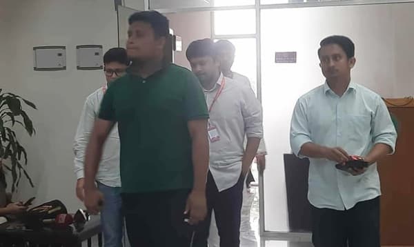 সিইসির সঙ্গে বৈঠকে এনসিপির পাঁচ সদস্যের প্রতিনিধি দল