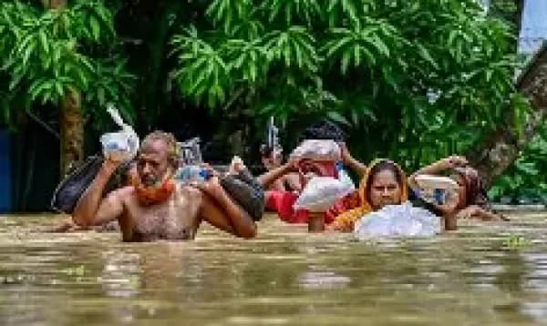 Flood situation improves in Feni