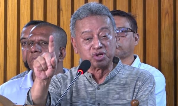 ঢাকায় বসে দেশের মানুষের ভাগ্য পরিবর্তন করা যাবে না: চট্টগ্রামে আমীর খসরু