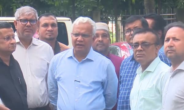 জনগণই সিদ্ধান্ত নেবে কে কাকে লাল কার্ড দেখাবে: ডা. জাহিদ