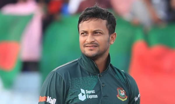 জাতীয় দলে না খেলেও ফ্র্যাঞ্চাইজি লিগে দাপিয়ে বেড়াচ্ছে সাকিব
