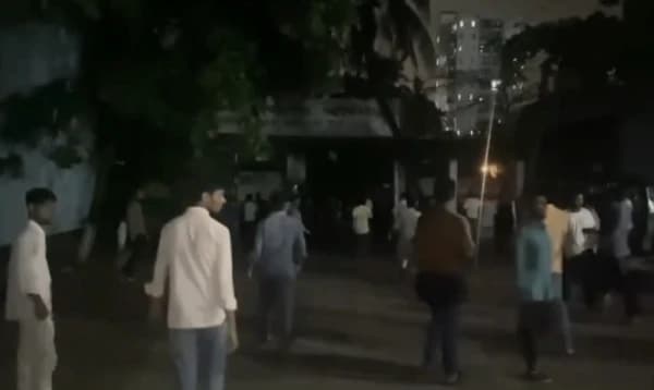 মধ্যরাতে চট্টগ্রামে ছাত্রদল-শিবিরের সংঘর্ষ, আহত কমপক্ষে ২০