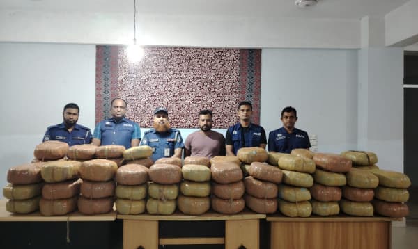 ব্রাহ্মণবাড়িয়ায় ২০৫ কেজি গাঁজাসহ মাদক কারবারি গ্রেপ্তার