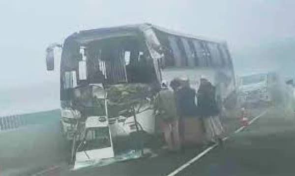 Fatal crash on Dhaka-Mawa expressway: 1 dead, 12 injured