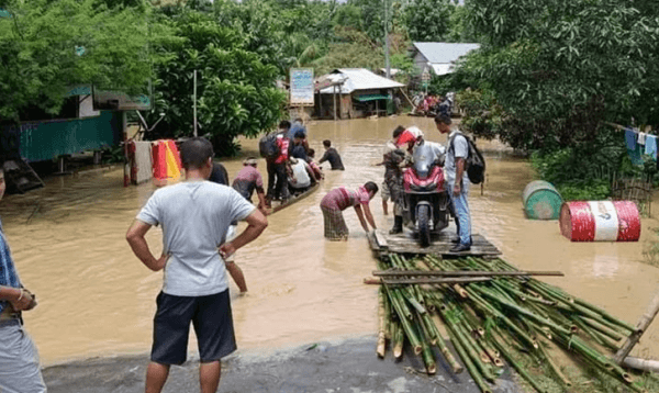 বৃষ্টি-ঢলে সড়ক বিচ্ছিন্ন, সাজেকে আটকা শত শত পর্যটক