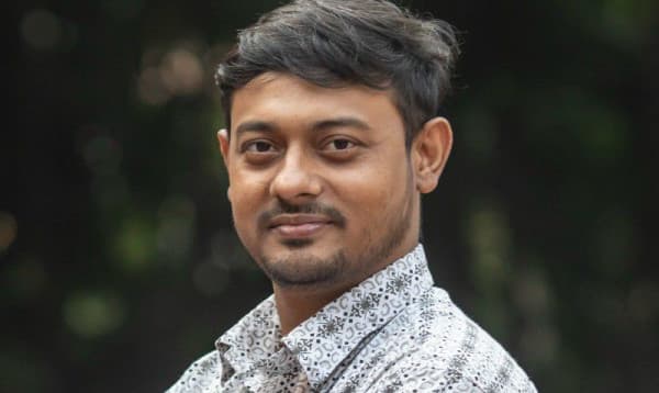সাগরপাড়ে বসে দেশের ভবিষ্যৎ নিয়ে চিন্তা করতে চেয়েছি: নাসীরুদ্দীন পাটওয়ারী